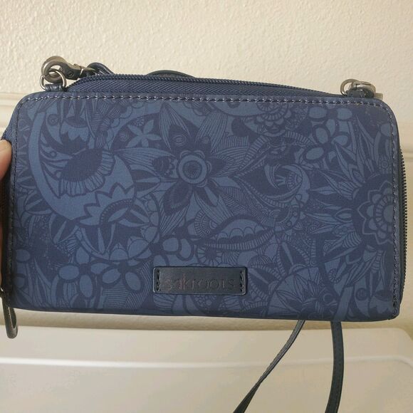 SakRoots Floral Clutch For Phone Crossbody Wallet Bag Purse Credit Card Handbag - Picture 1 of 16
